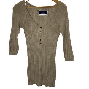 AMERICAN EAGLE Cable Knit Sweater Fitted Slim V-Neck 3/4 Sleeve Y2K Womens M Tan